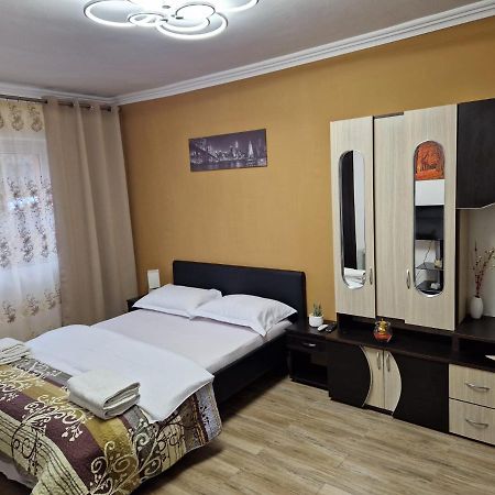 Garsoniera Apartment Baile Herculane Exterior photo